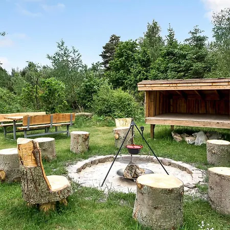 Knirren I Feriehus Asaa